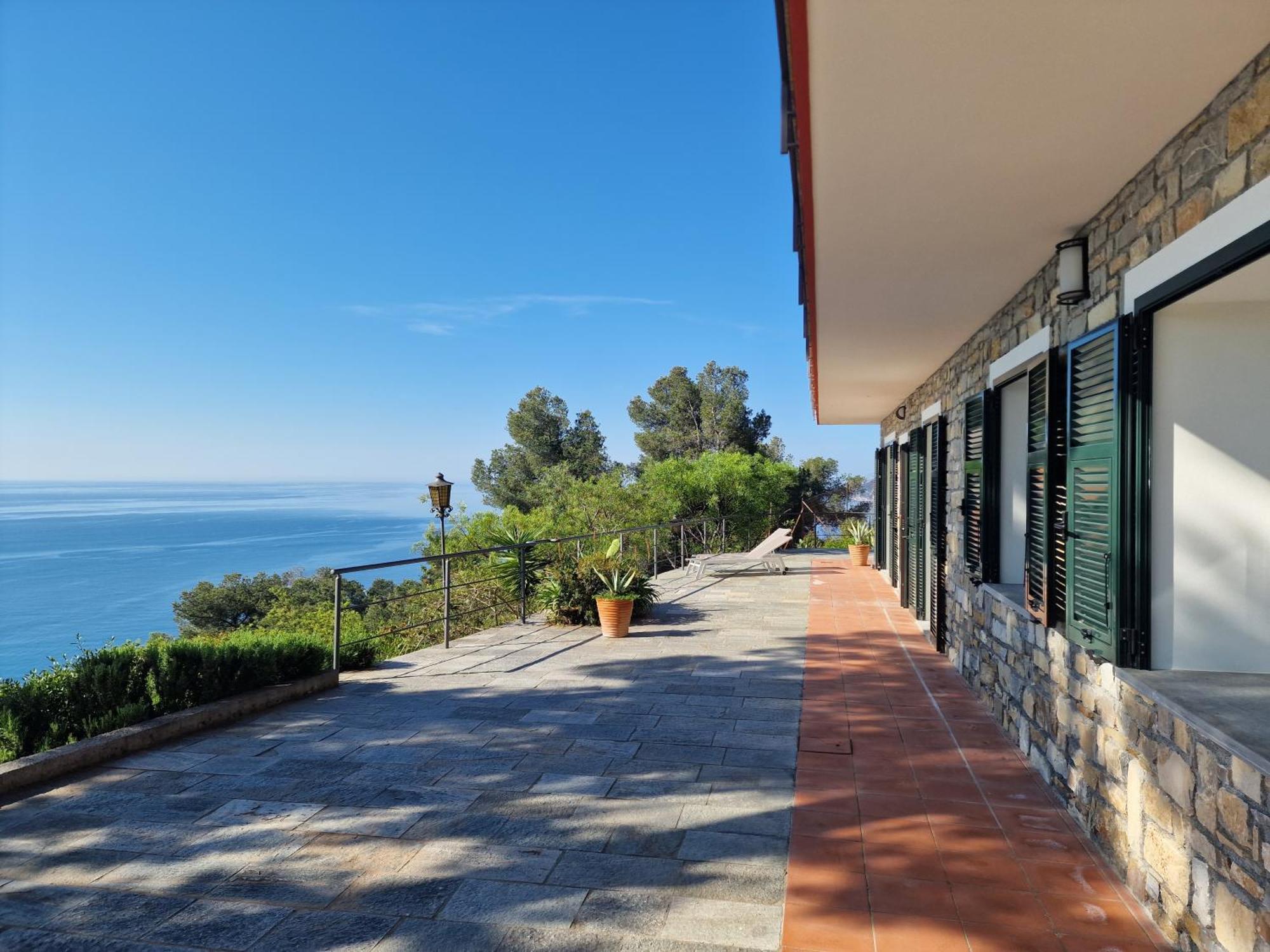 Apartment In Mimosa Cervo